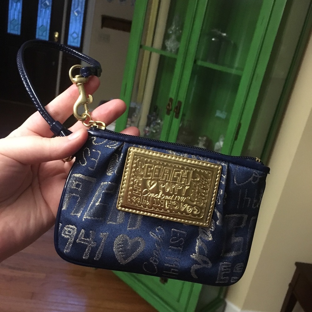 2 for $30 NWOT Authentic Coach Poppy Wristlet